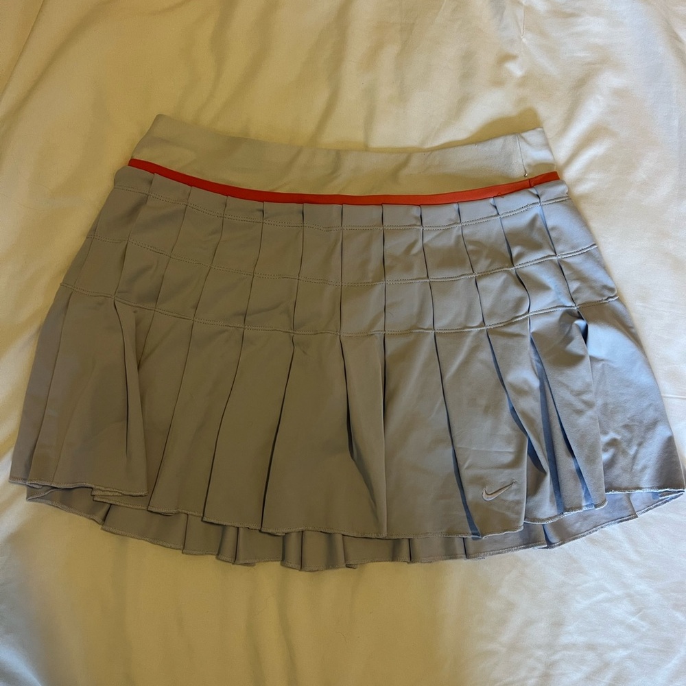 Nike Women's Gray Pleated Skirt